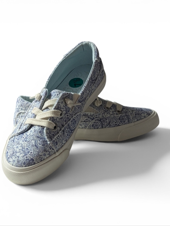 Blowfish Shoes - Blowfish Blue Floral Print Canvas Lace-Up EVA Insole Sneakers Size 7.5 NWOB